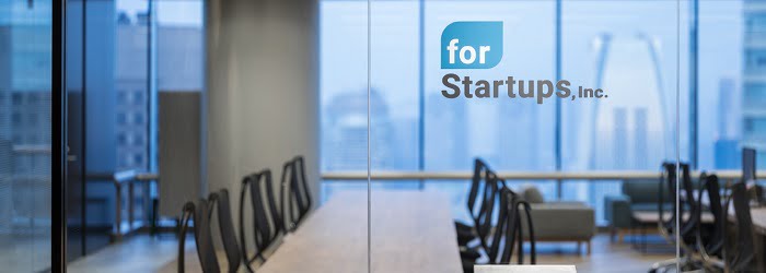 フォースタートアップス